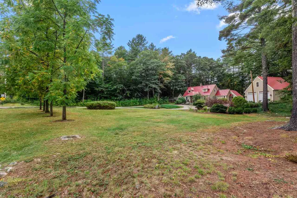 127 Old Mill Pond Road Henniker NH 03242