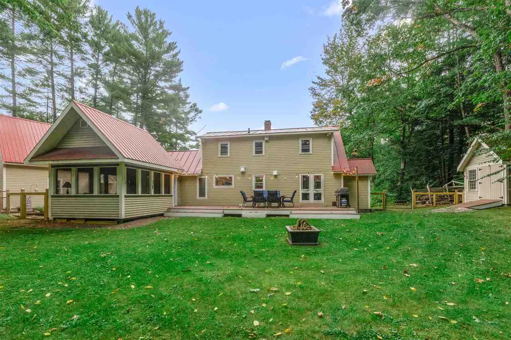 127 Old Mill Pond Road Henniker NH 03242