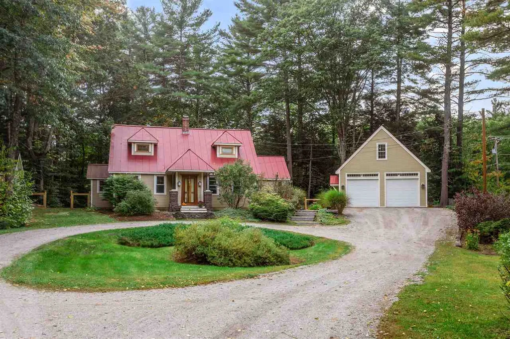 127 Old Mill Pond Road Henniker NH 03242