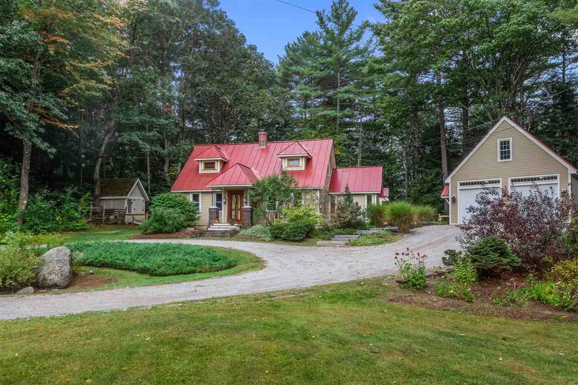 127 Old Mill Pond Road Henniker NH 03242