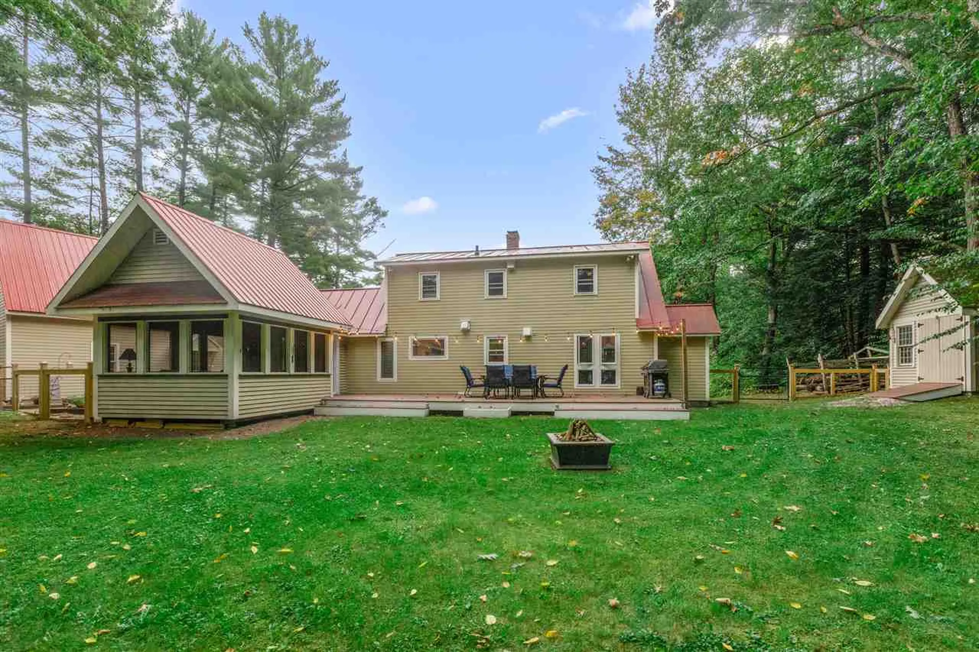 127 Old Mill Pond Road Henniker NH 03242