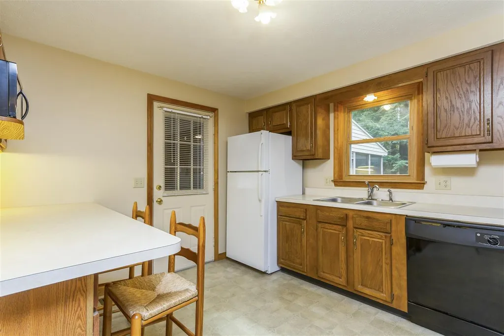 73 Woodbine Avenue Concord NH 03303