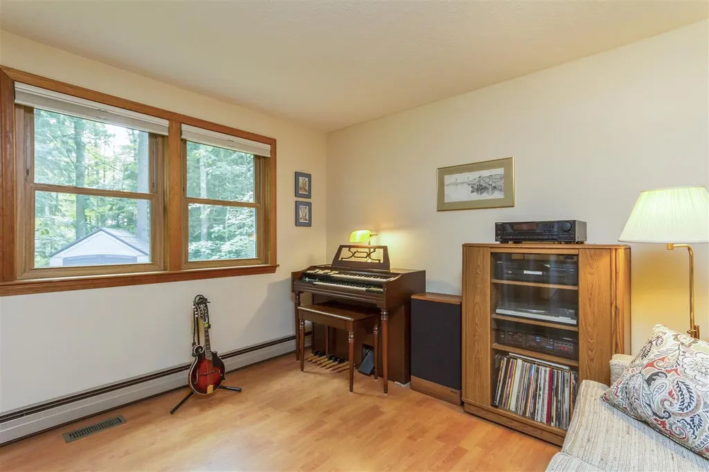 73 Woodbine Avenue Concord NH 03303