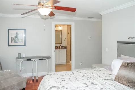 13 Olde Parish Way Portsmouth NH 03801