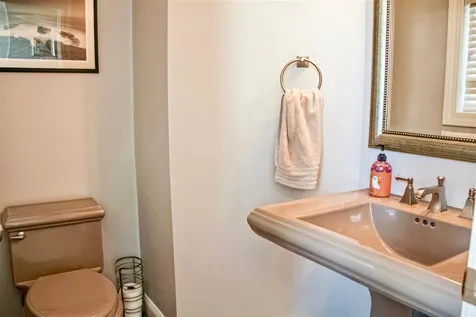13 Olde Parish Way Portsmouth NH 03801