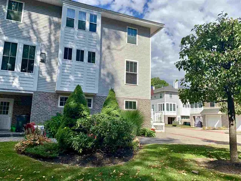 13 Olde Parish Way Portsmouth NH 03801