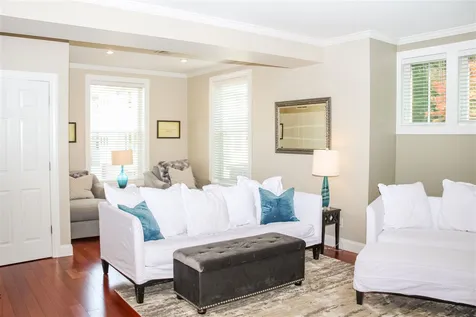 13 Olde Parish Way Portsmouth NH 03801