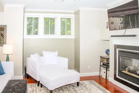 13 Olde Parish Way Portsmouth NH 03801