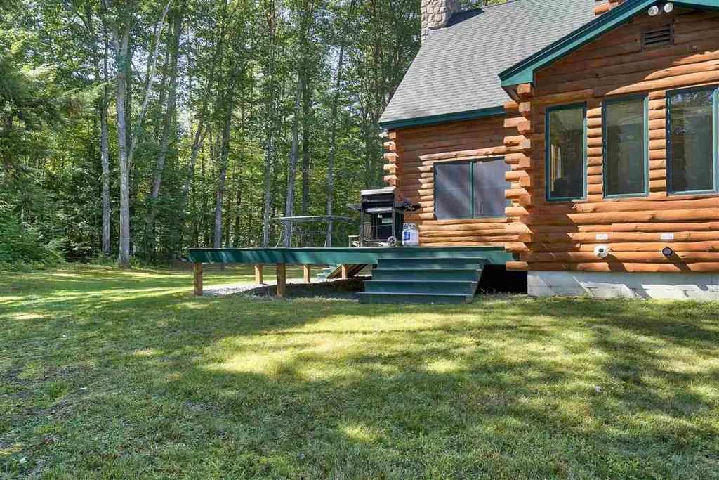 999 Weare Road Henniker NH 03242