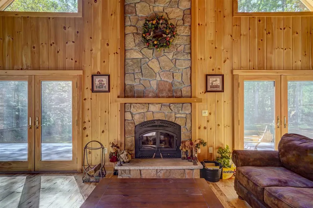 999 Weare Road Henniker NH 03242