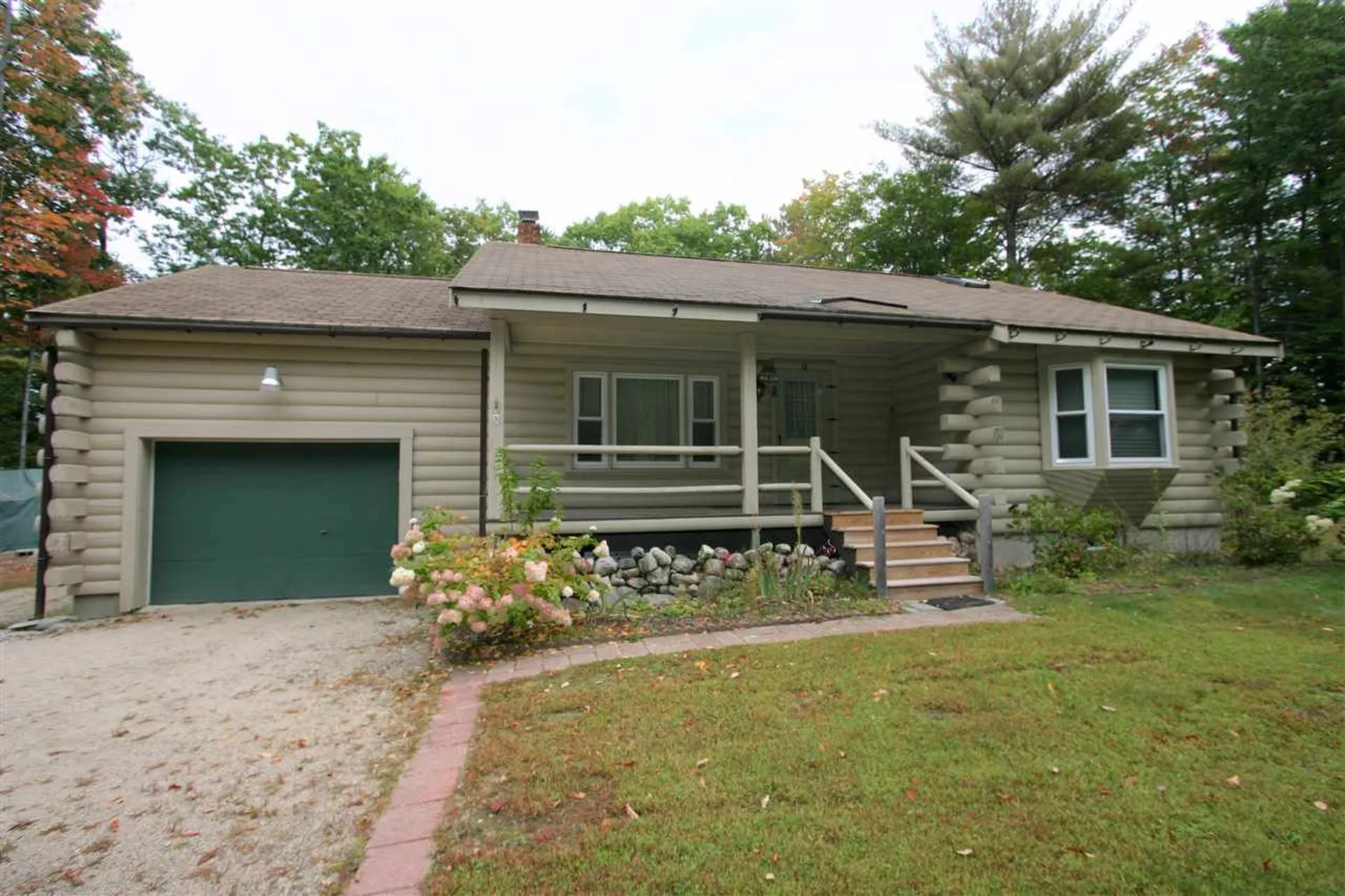 31 Woodcrest Drive Ossipee NH 03864