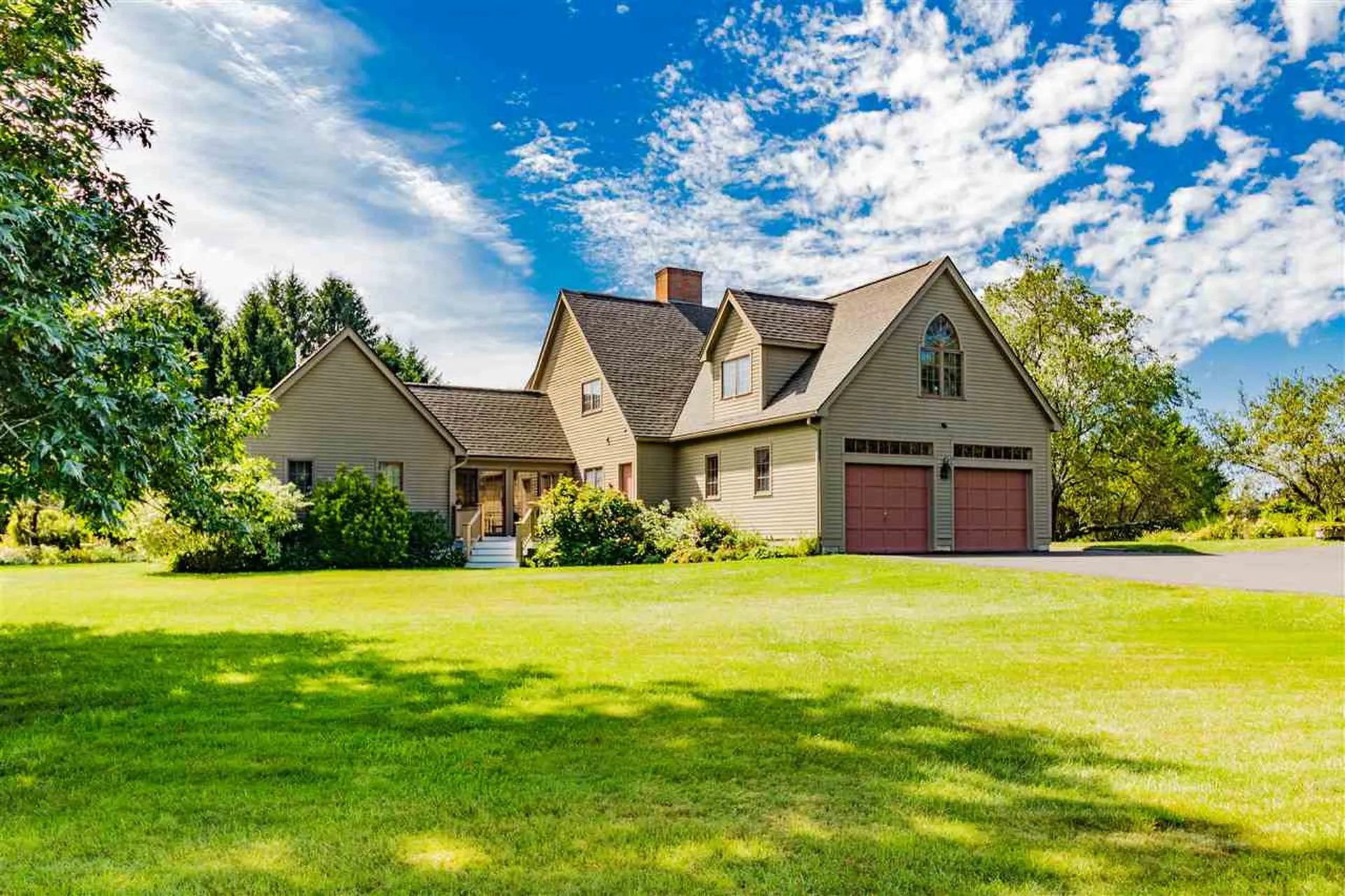 4 Apple Way Stratham NH 03885