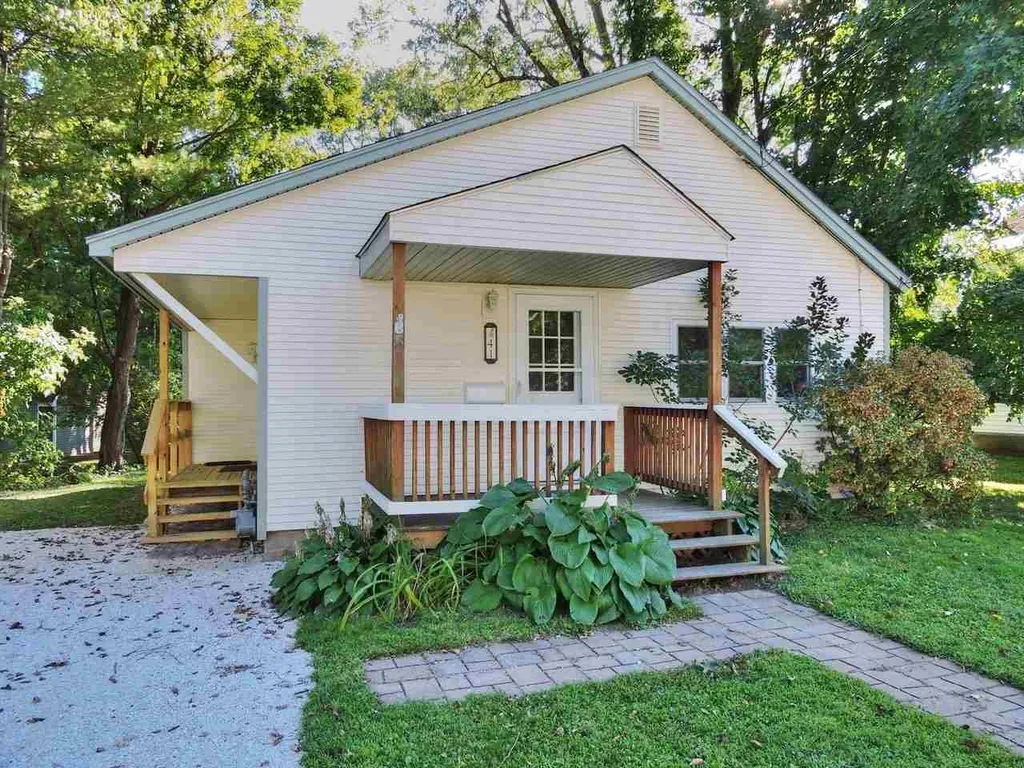 41 Jackson Street Essex Junction VT 05452