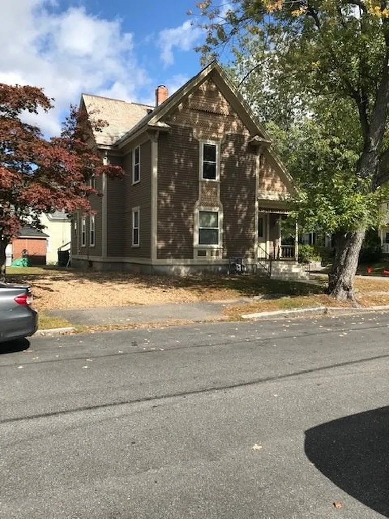 106 Appleton Street Manchester NH 03104