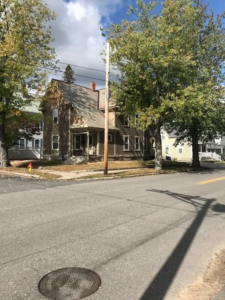 106 Appleton Street Manchester NH 03104