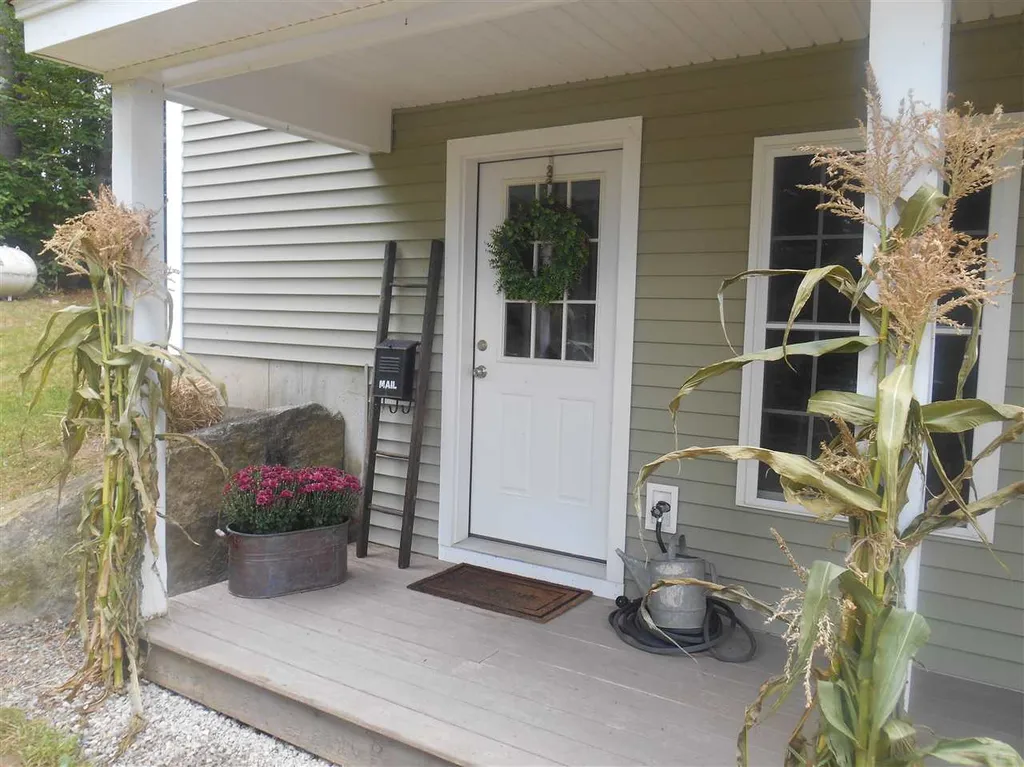 38 Jenness Hill Road Meredith NH 03253