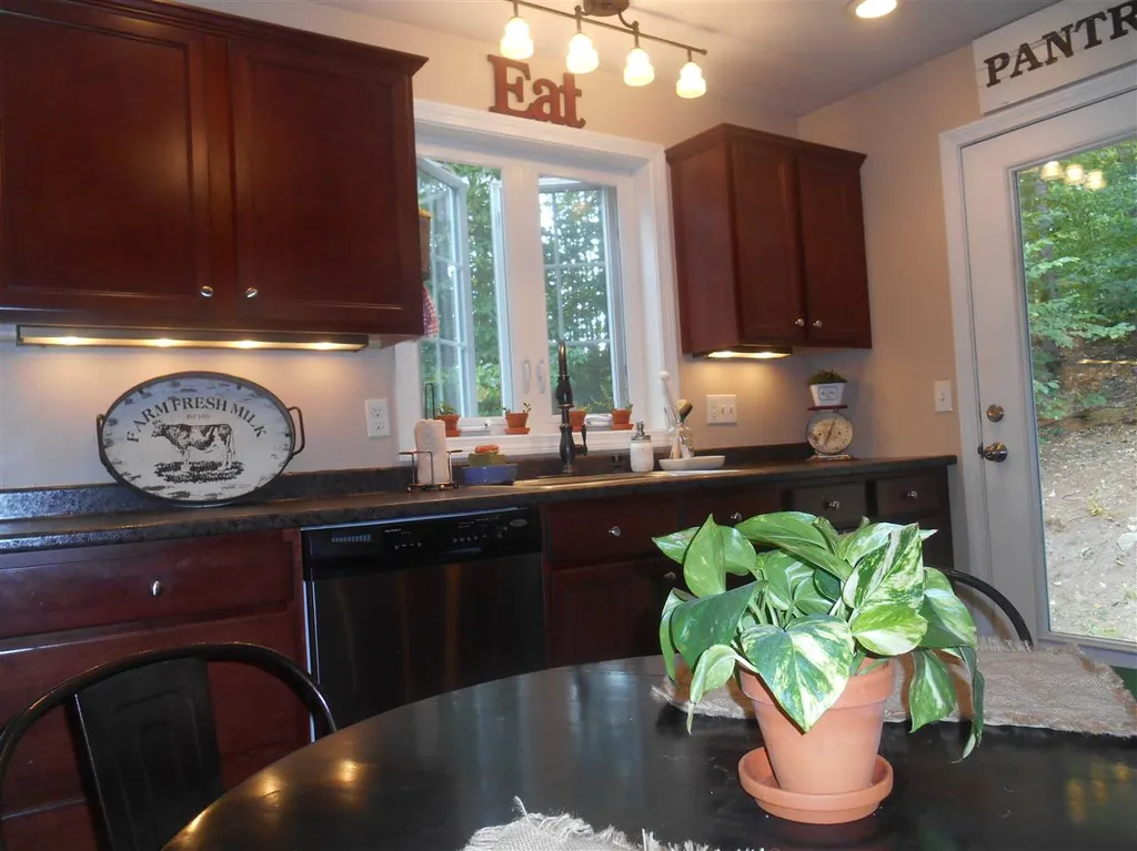 38 Jenness Hill Road Meredith NH 03253