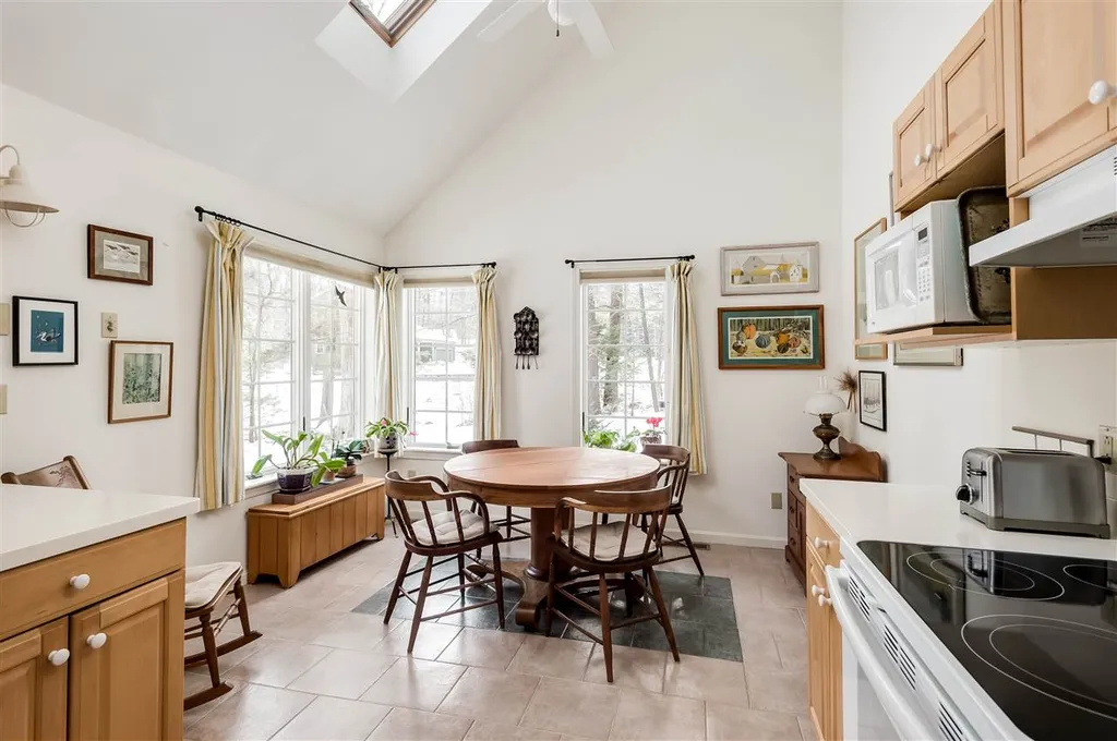 6 Fairchild Drive Durham NH 03824