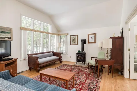 6 Fairchild Drive Durham NH 03824