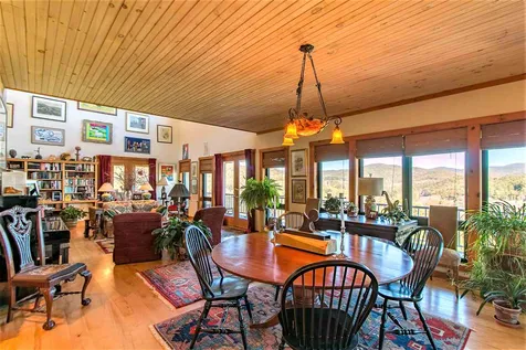 25 Hartwood Way Hartland VT 05048