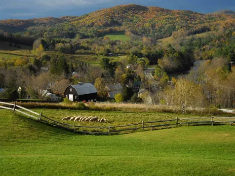 25 Hartwood Way Hartland VT 05048
