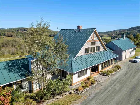 25 Hartwood Way Hartland VT 05048