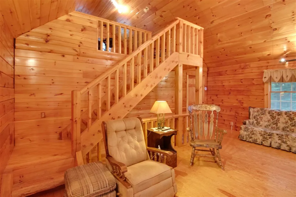 120 Ammonoosuc Avenue Bath NH 03740