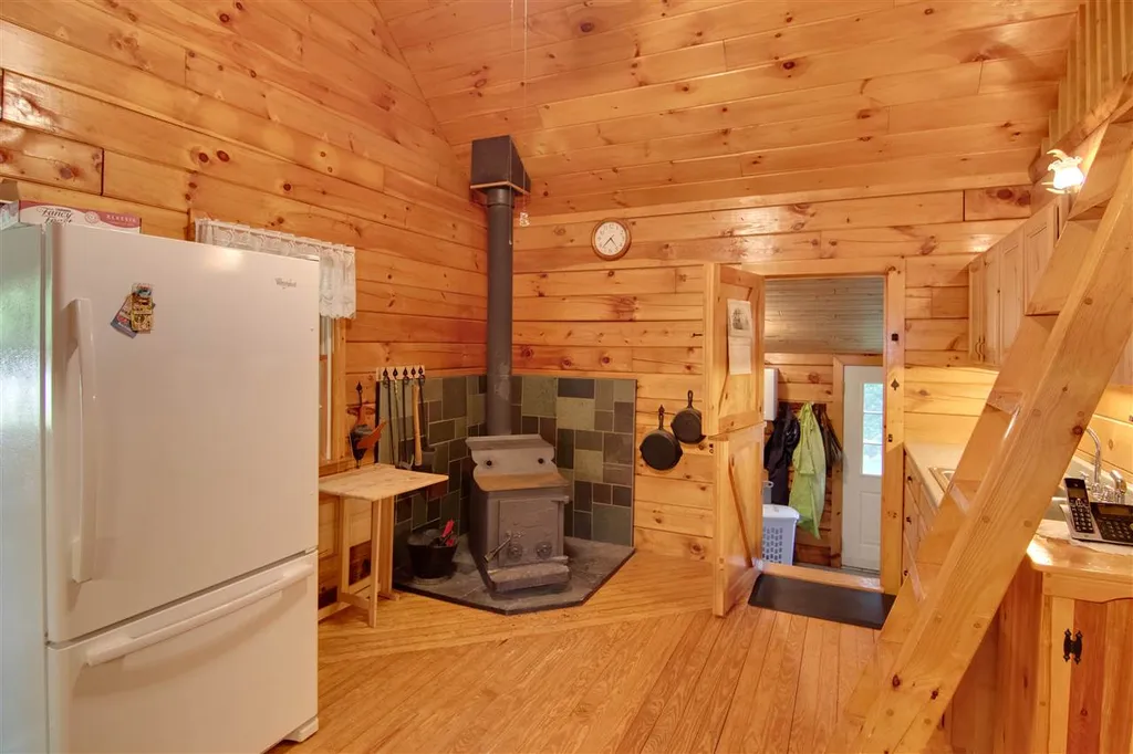120 Ammonoosuc Avenue Bath NH 03740