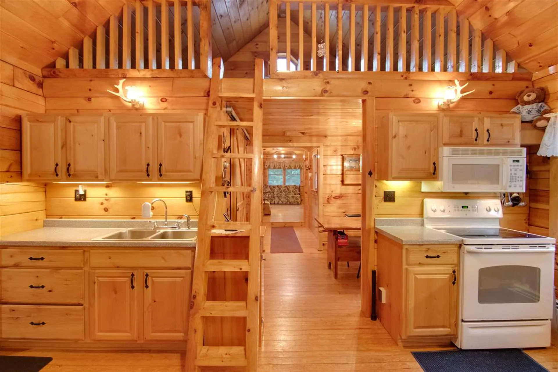 120 Ammonoosuc Avenue Bath NH 03740