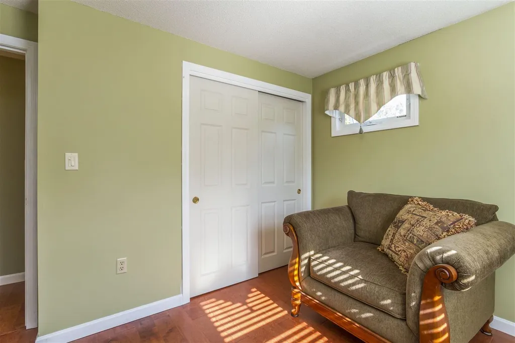 1 Hazel Avenue Nashua NH 03062
