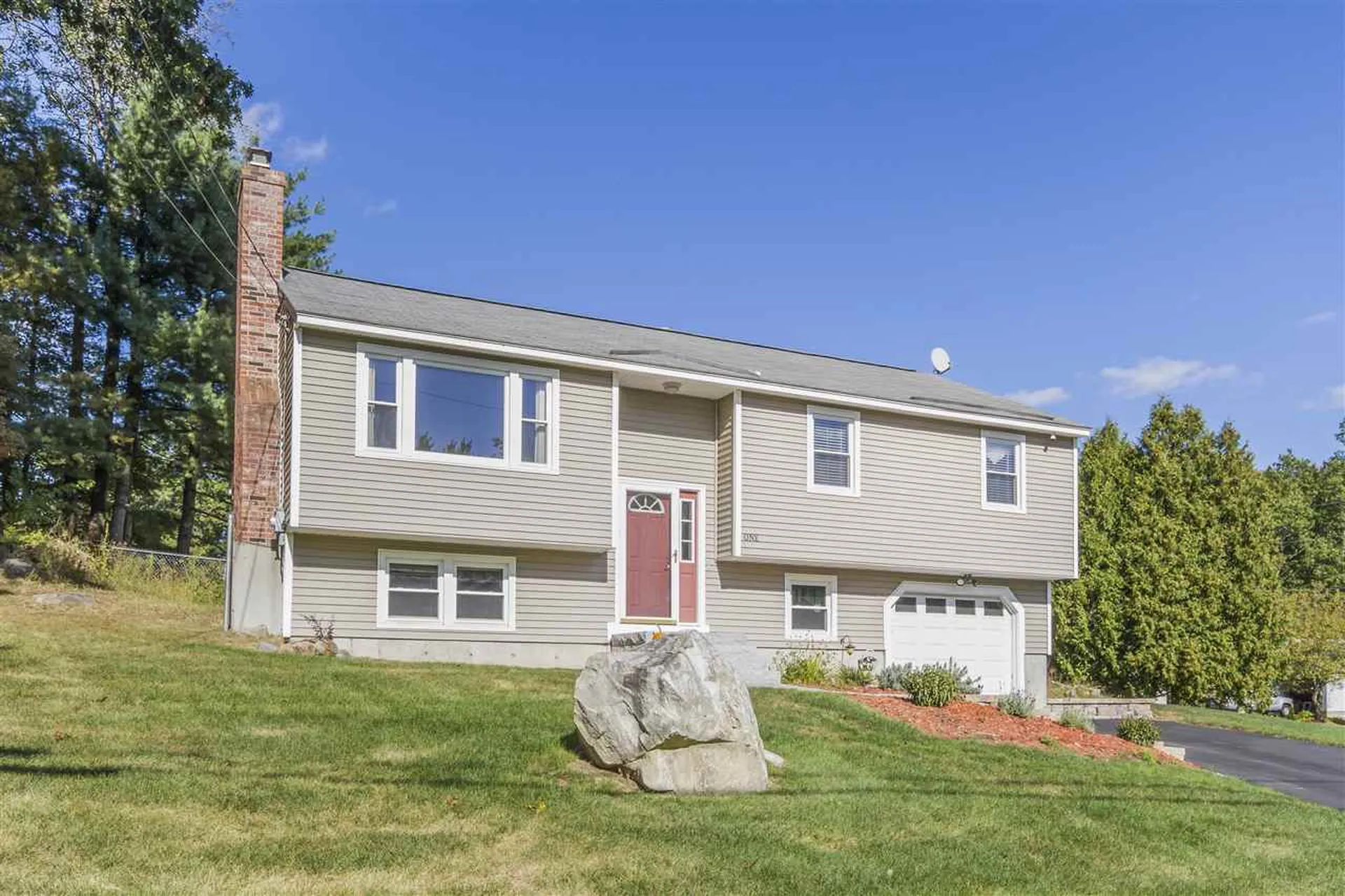 1 Hazel Avenue Nashua NH 03062