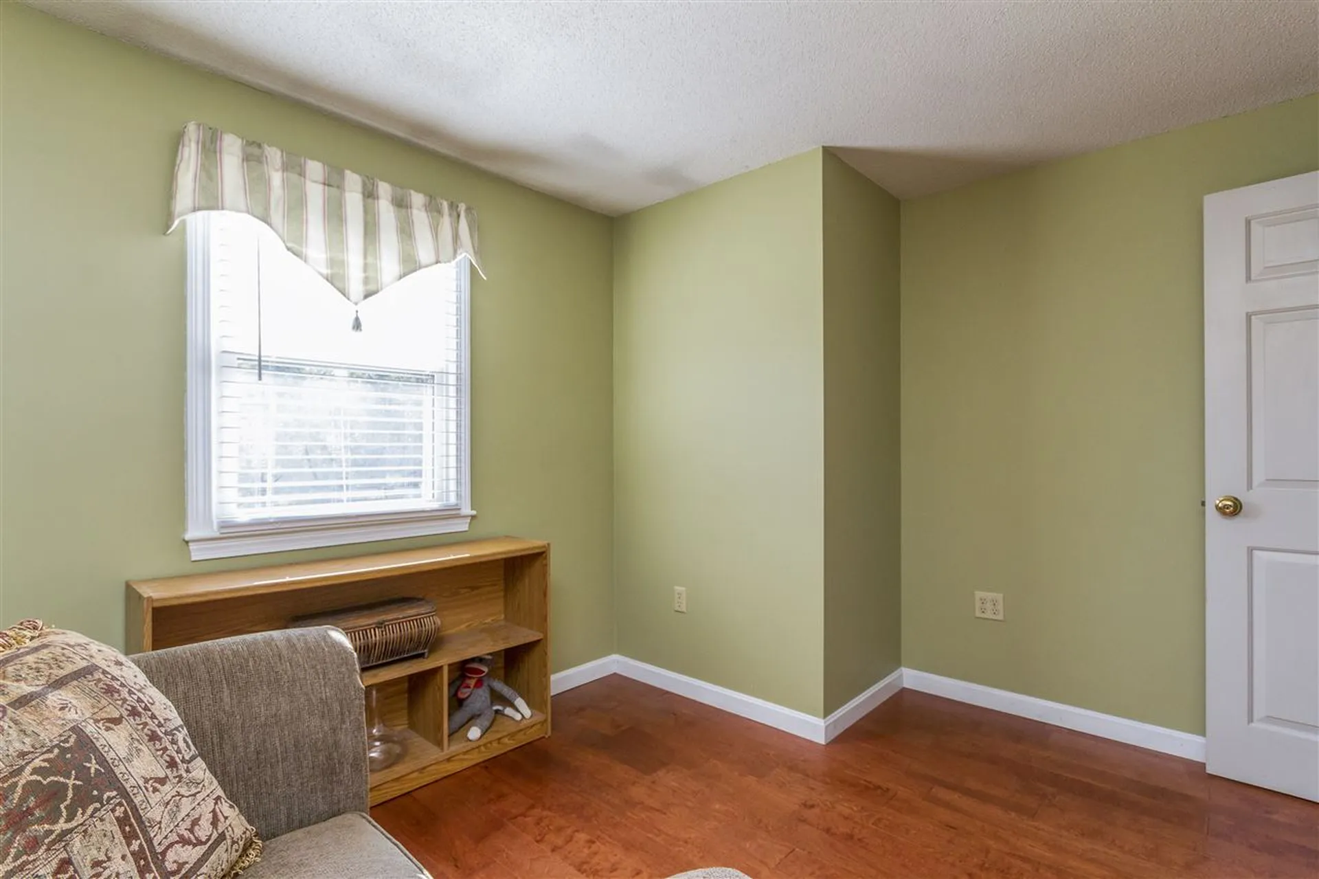 1 Hazel Avenue Nashua NH 03062