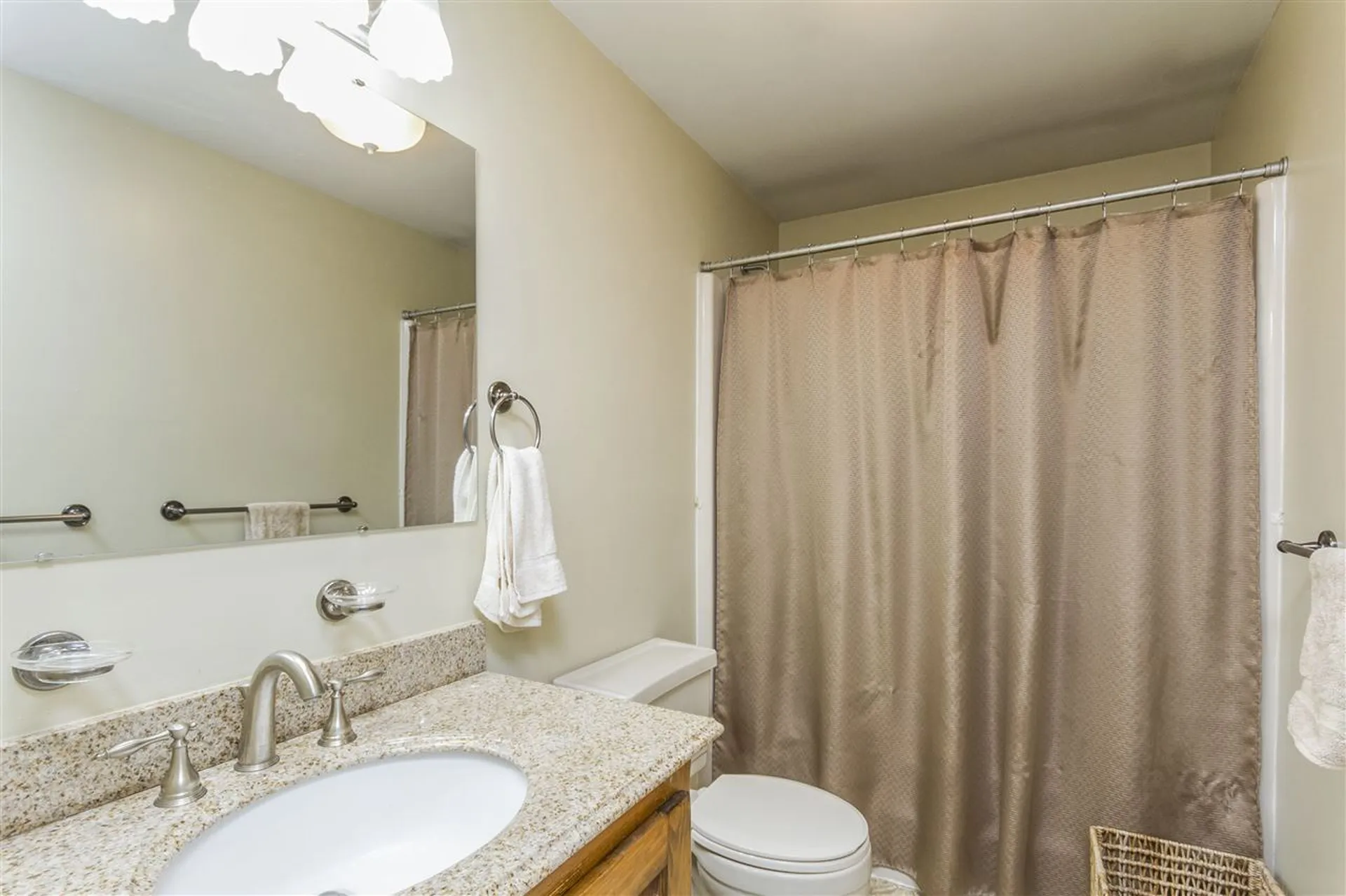 1 Hazel Avenue Nashua NH 03062