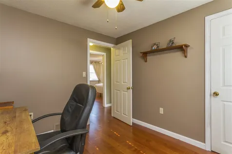 1 Hazel Avenue Nashua NH 03062