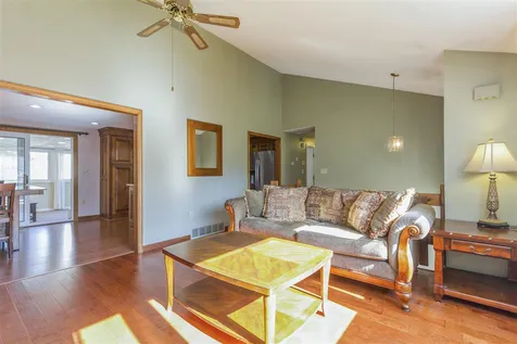 1 Hazel Avenue Nashua NH 03062