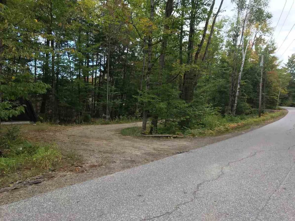 96 Seven Pines Road Holderness NH 03245