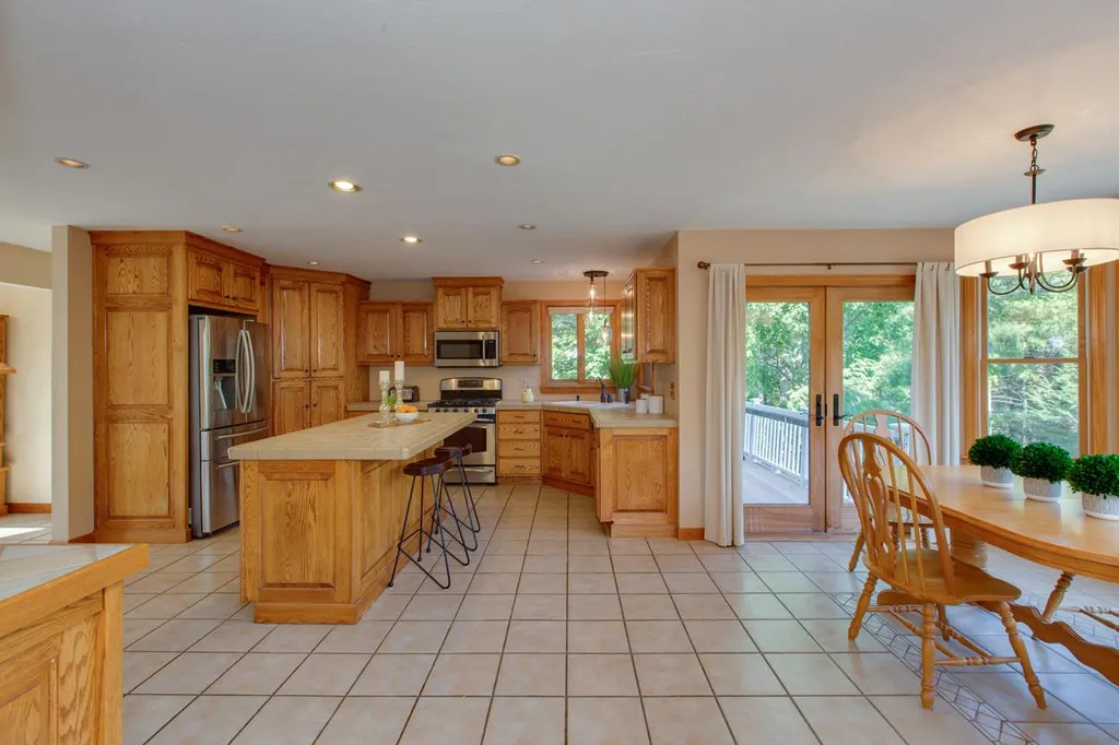 19 Kessler Way Barrington NH 03825
