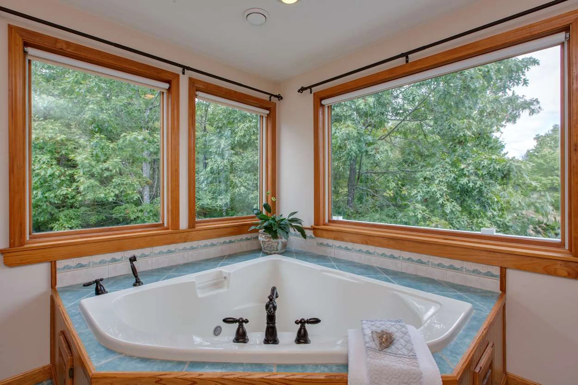 19 Kessler Way Barrington NH 03825