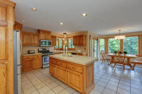 19 Kessler Way Barrington NH 03825
