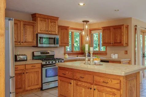 19 Kessler Way Barrington NH 03825