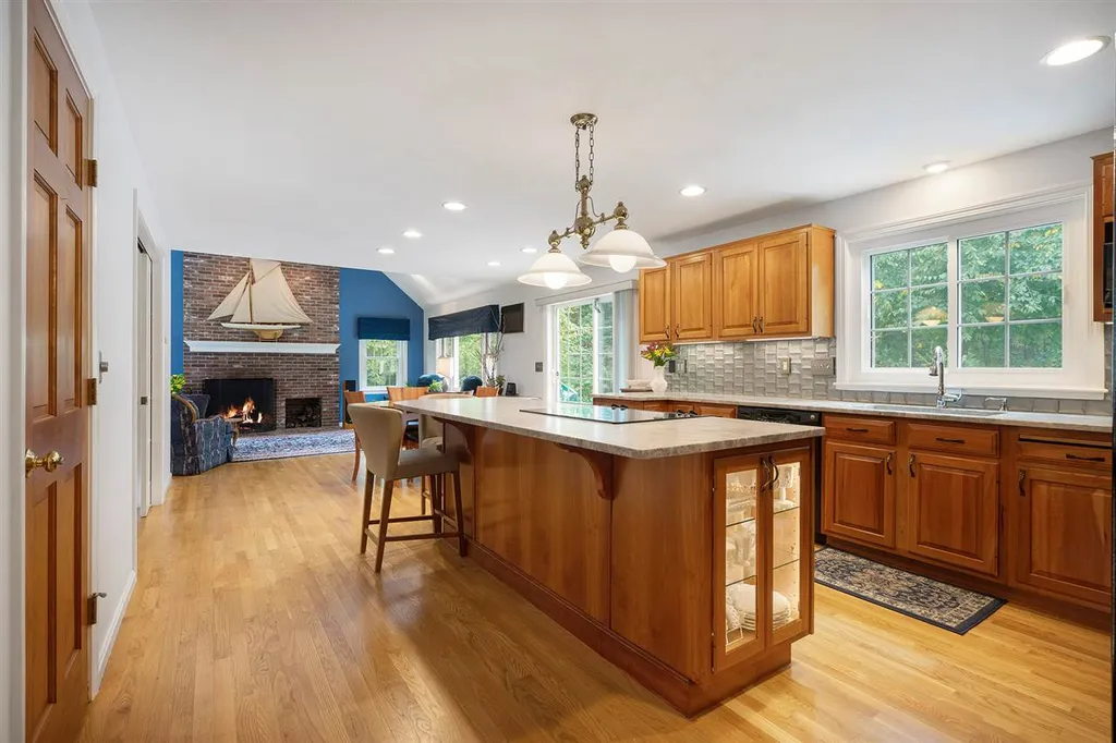 4a Pinewood Drive Amherst NH 03031