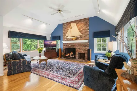 4a Pinewood Drive Amherst NH 03031