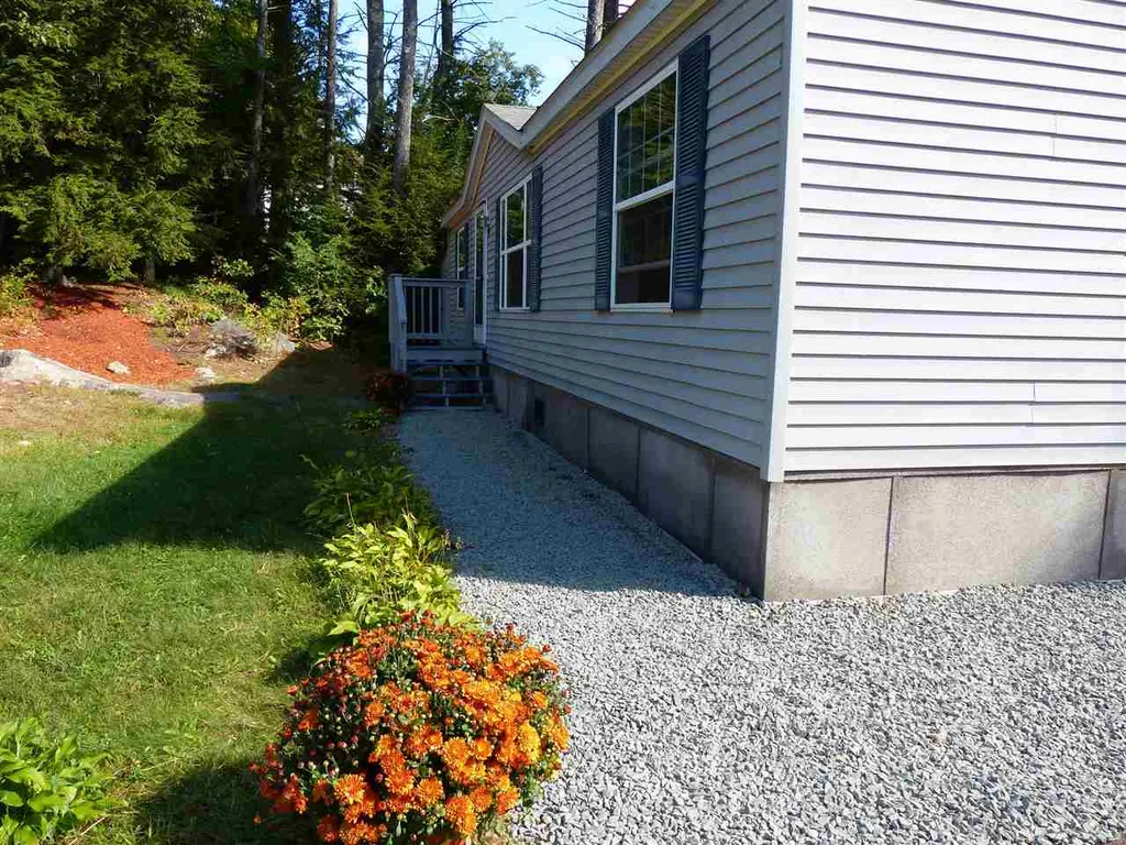 46 Hoit Mill Road Weare NH 03281