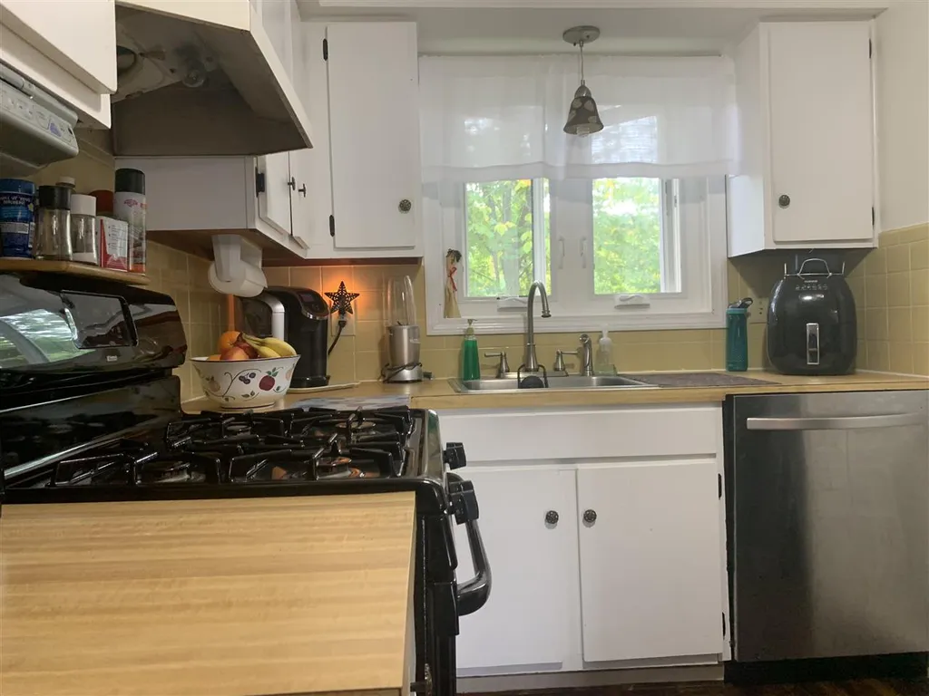 8b Cedarbrook Village Rochester NH 03867