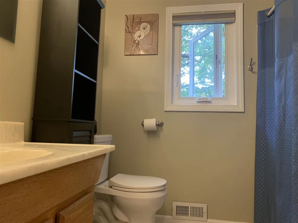 8b Cedarbrook Village Rochester NH 03867
