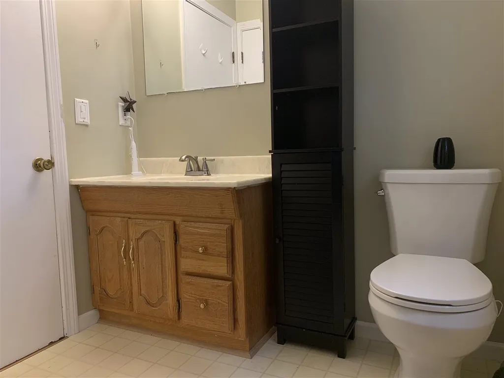 8b Cedarbrook Village Rochester NH 03867