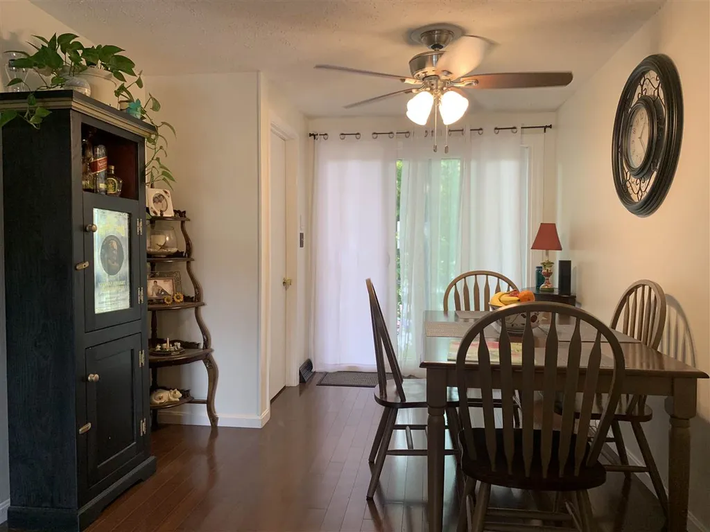 8b Cedarbrook Village Rochester NH 03867