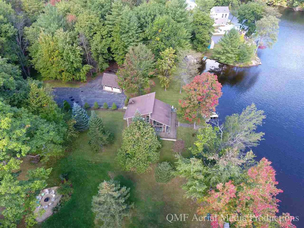 15 Circle Drive Goffstown NH 03045