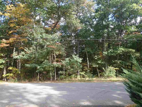 26 Samoset Drive Salem NH 03079
