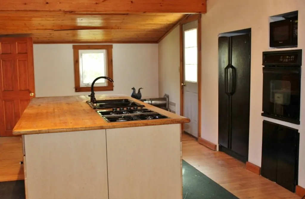 332 Craigue Hill Road Springfield VT 05156